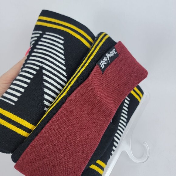 Harry Potter Hogwarts Unisex Adult Warm Winter Beanie & Scarf Set Nostalgia - Picture 6 of 6